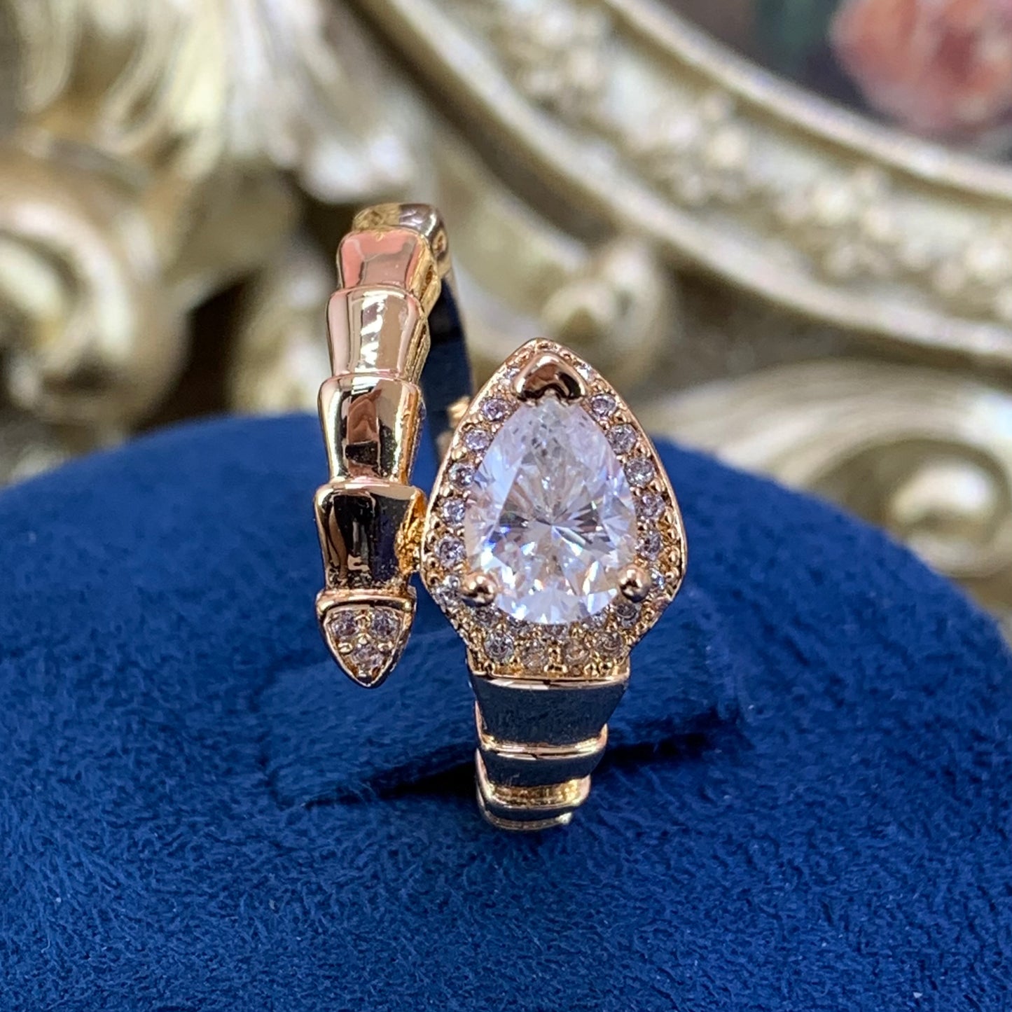(snake)  「Buy 1 get 1 band  ring for free」 rose gold 18K plated 1CT Moissanite  Ring