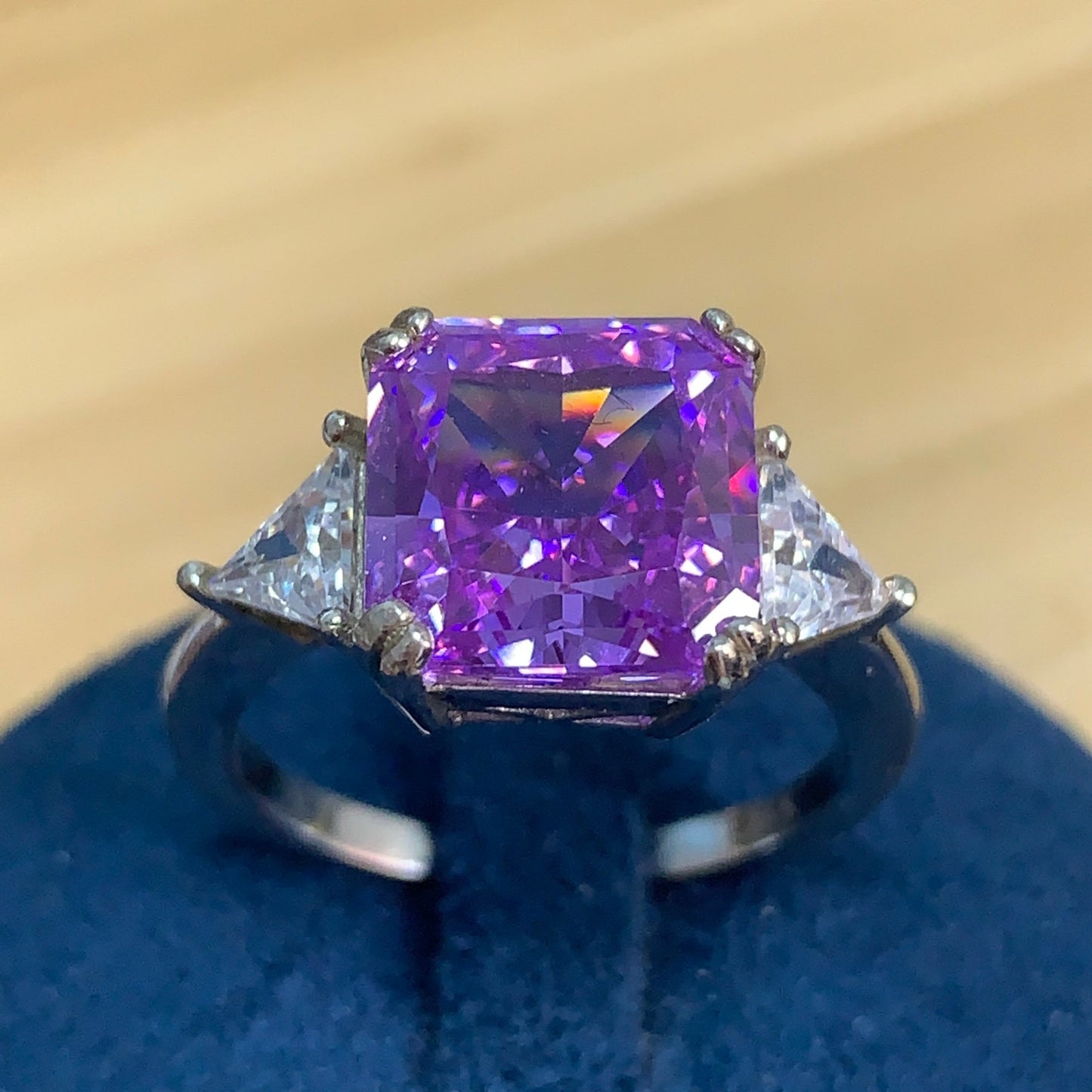 (Suri)「Buy 1 get 1 band ring for free」6CT Artificial Gemstone 925 Sterling Silver Ring