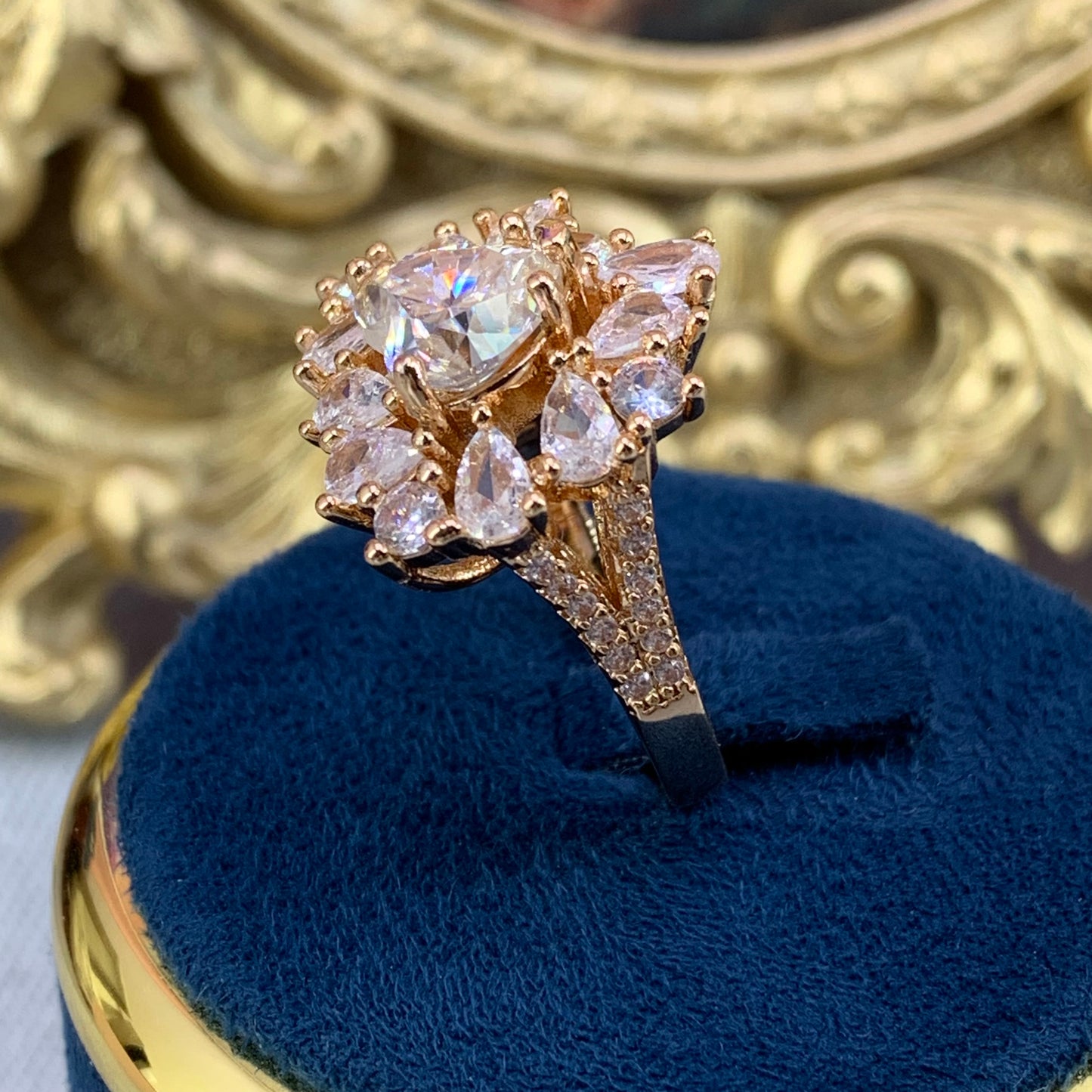 (Cluster love) 「Buy 1 get 1 Necklace and 1 ring for free」rose gold 18K plated 2CT MOISSANITE gemstone ring
