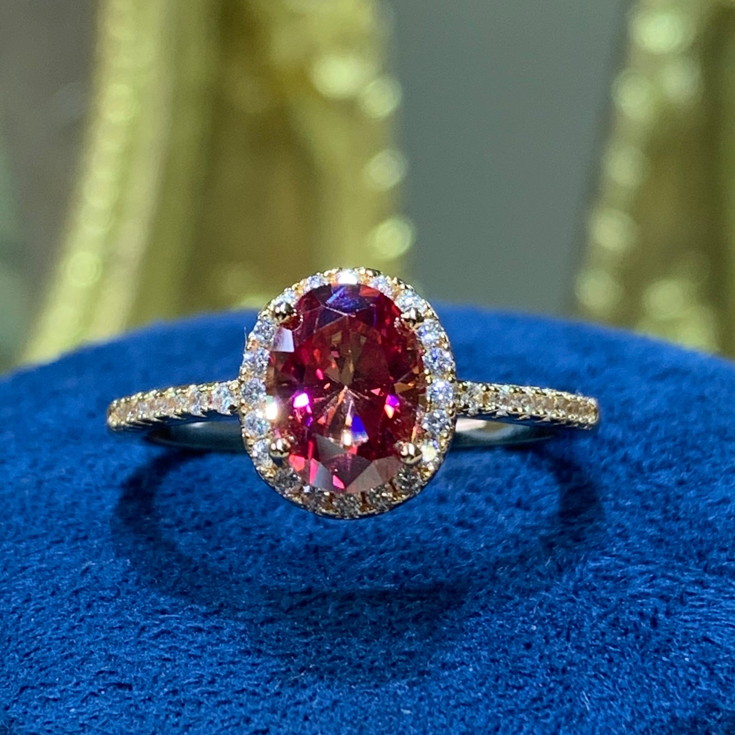 (Ona) 「Buy 1 get 1 Vshape band ring for free」rose gold 18K plated 1.5CT Moissanite gemstone ring