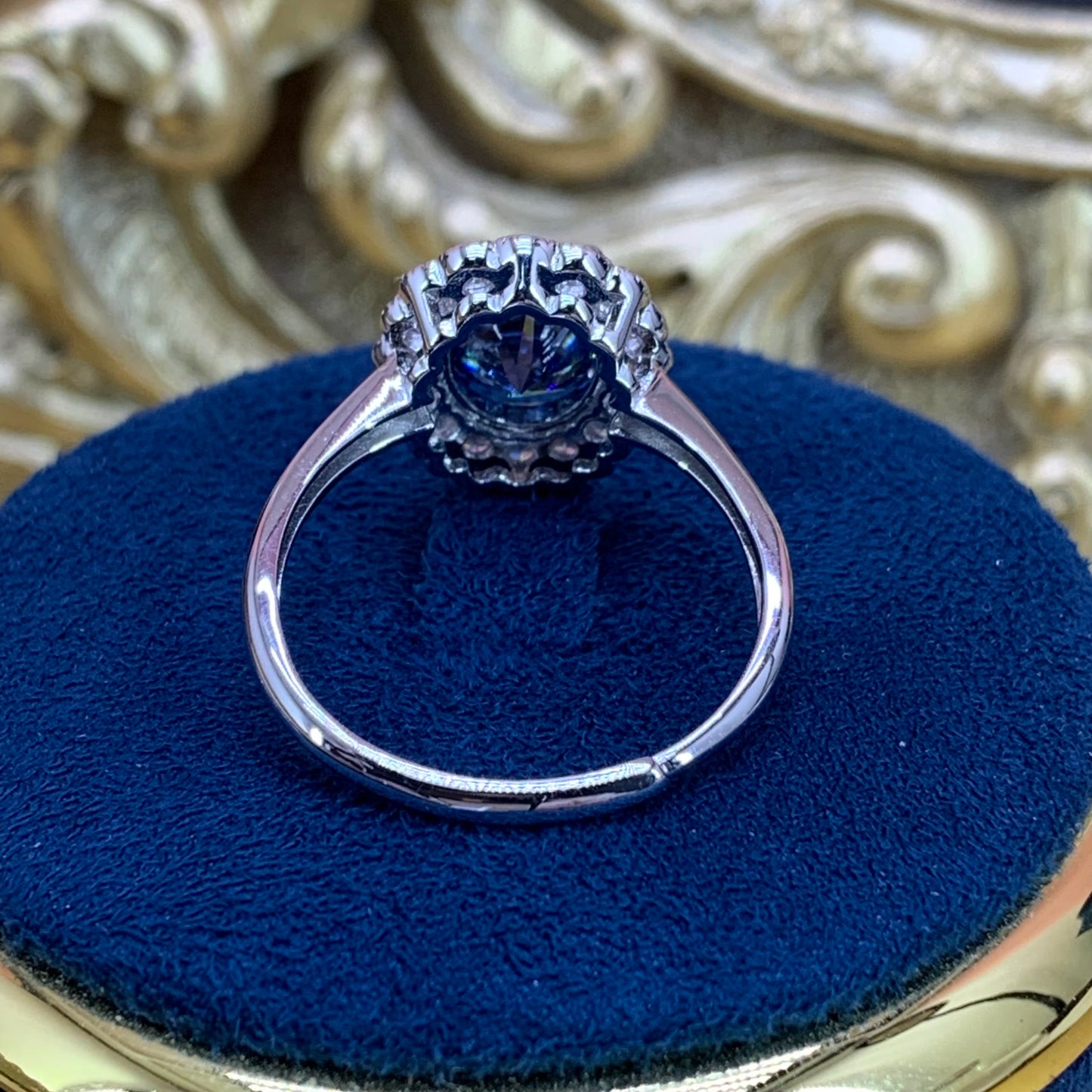 (Doreen) 「Buy 1 get 1 band ring for free」2CT Moissanite 925 Sterling Silver Ring