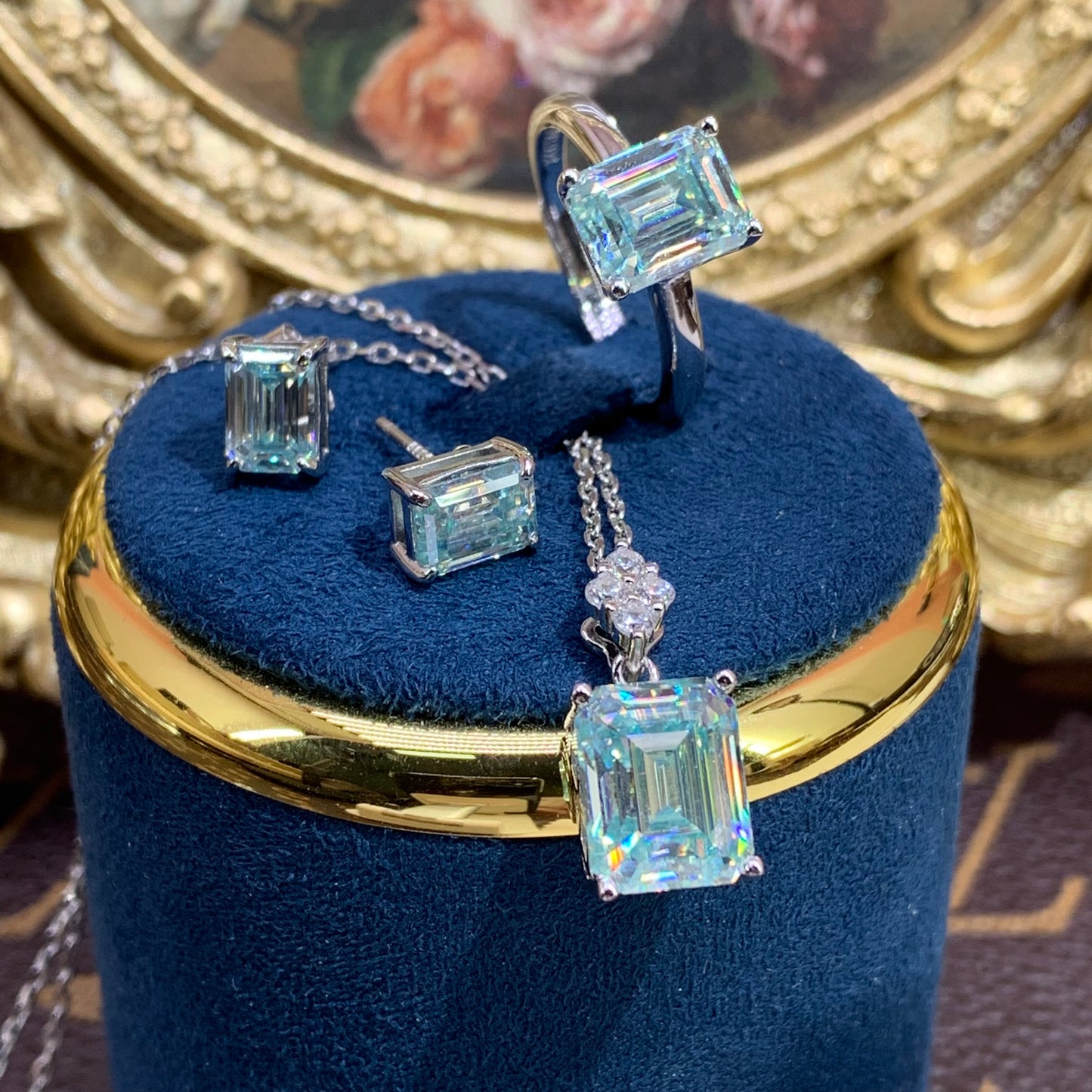 (Melisa)「Buy 1 get 1 moissanite ring and 1moissanite necklace for free」2CT Moissanite 925 Sterling Silver Ring 2 CT Moissanite earrings and 4CT Moissanite necklace set