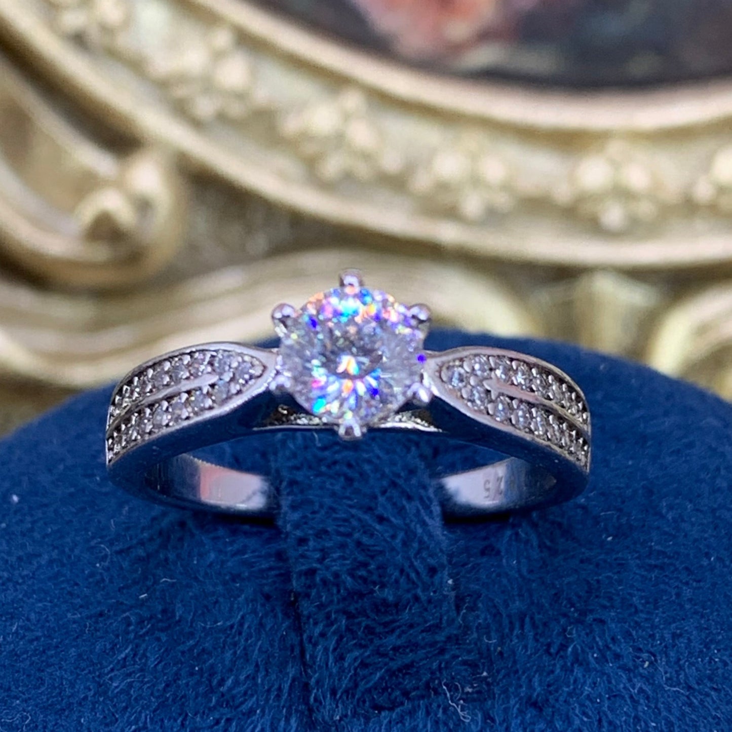 (Emilia)「Buy 1 get 1 band ring for free」 0.5-1CT Moissanite 925 Sterling Silver Ring