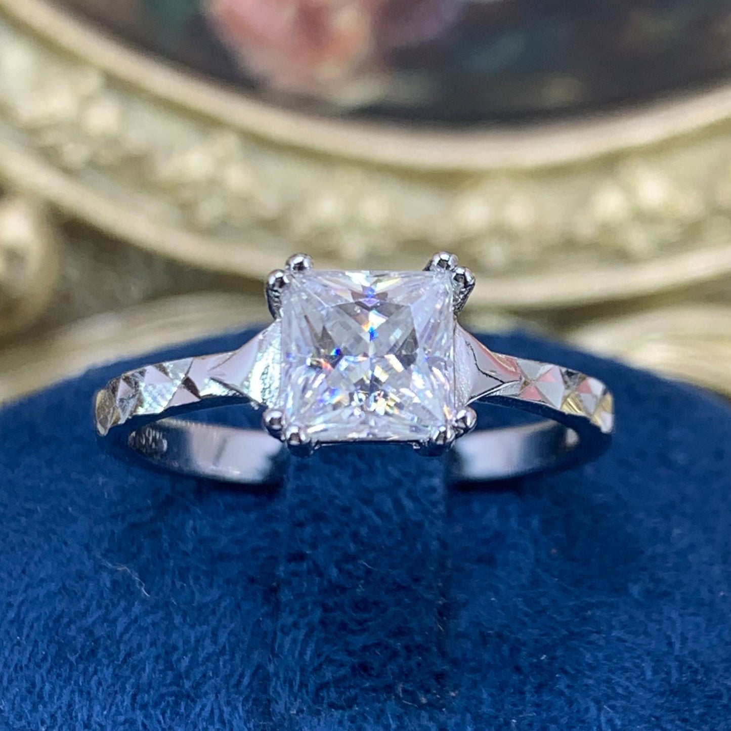 (Fanny)「Buy 1 get 1 band ring for free」 1CT Moissanite 925 Sterling Silver Ring