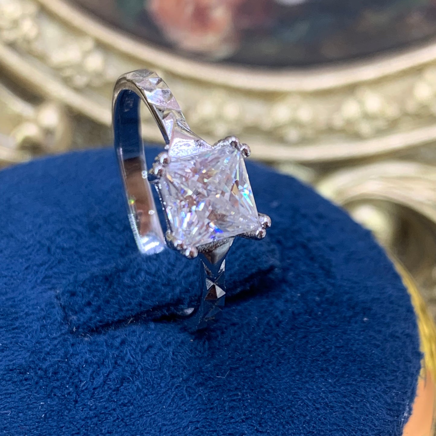 (Fanny)「Buy 1 get 1 band ring for free」 1CT Moissanite 925 Sterling Silver Ring