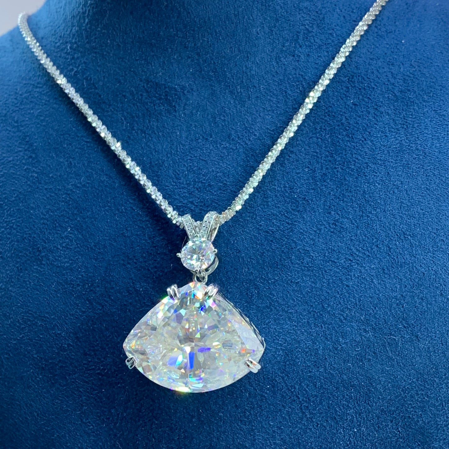 「Buy 1 get 1 ring 1 earrings and 1 necklace for free」36CT Moissanite 925 Sterling Silver necklace