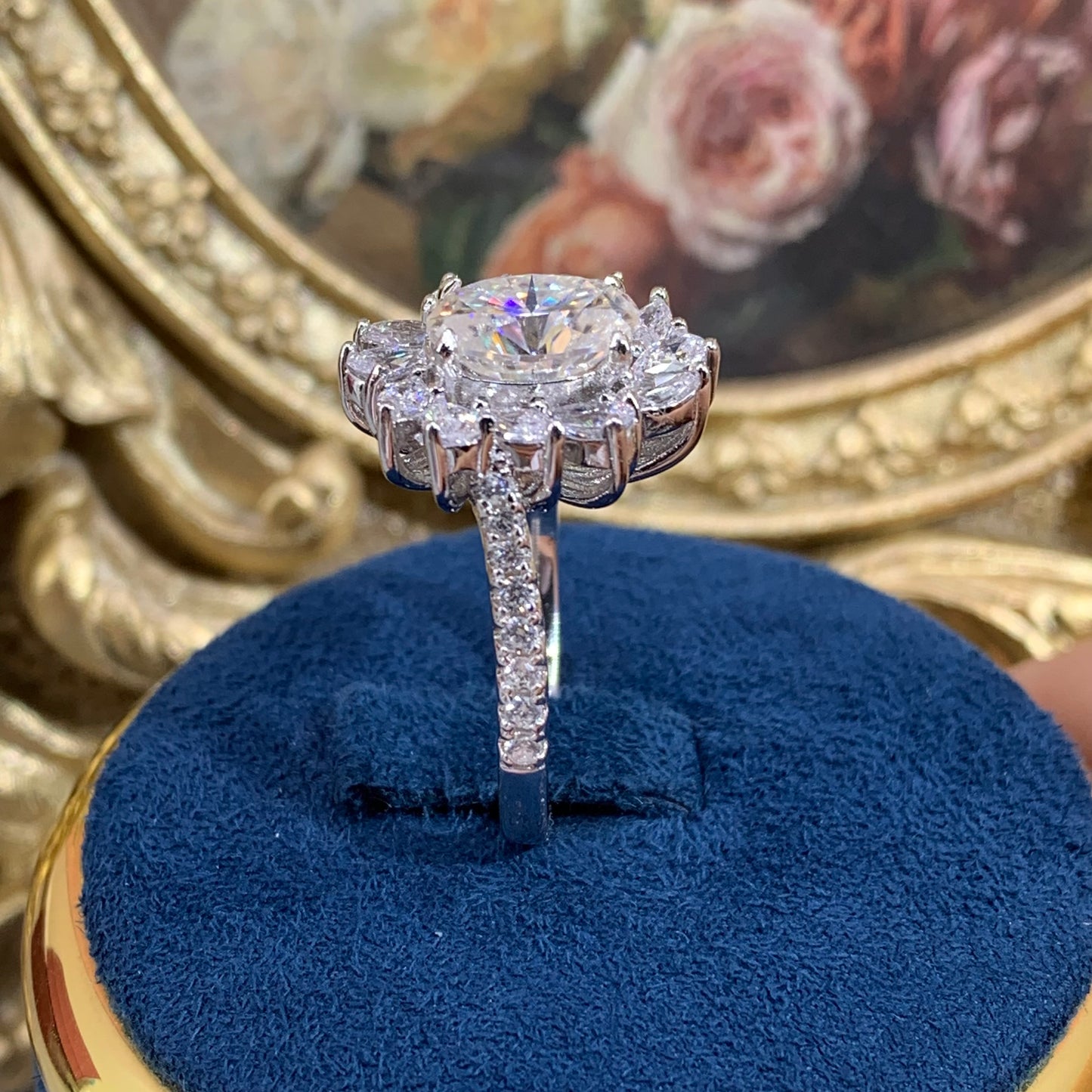 (Carnation) 「Buy 1 get 2 v band or 1 Necklace for free」2CT Moissanite 925 Sterling Silver Ring