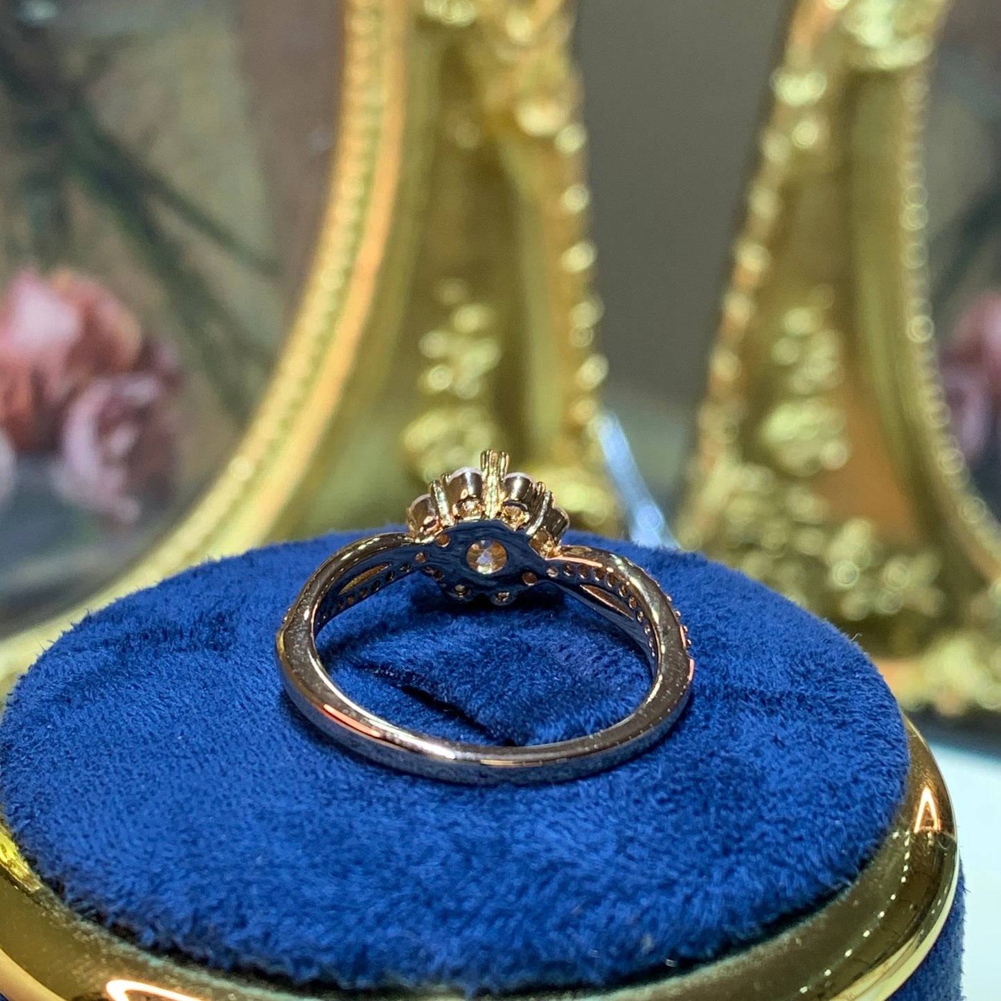 (CHINESE ROSE)「Buy 1 get 1 band ring for free」 1CT Moissanite gemstone ring