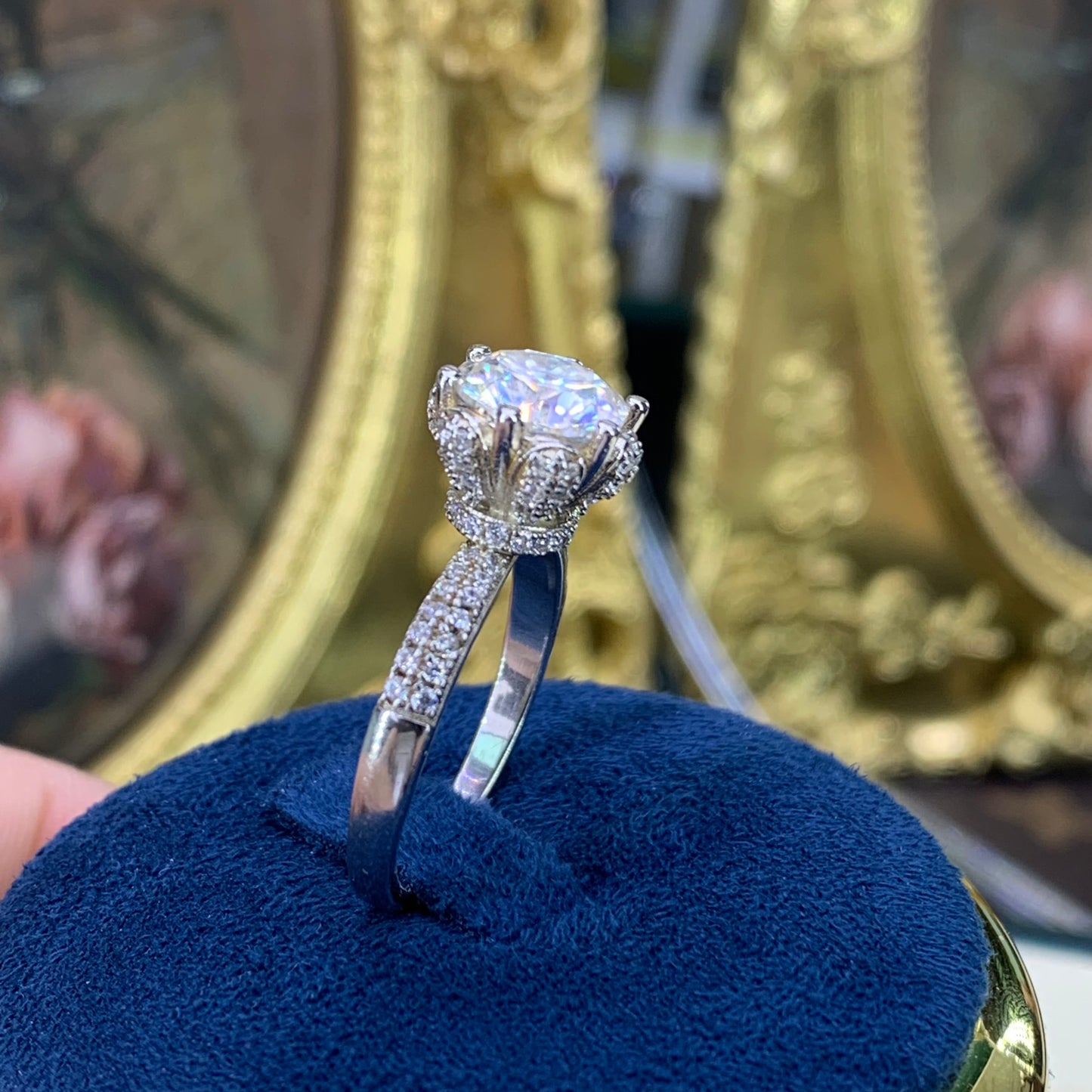 (QUEEN)「Buy 1 get 1or 2 band ring for free」 1-2CT Moissanite 925 Sterling Silver Ring