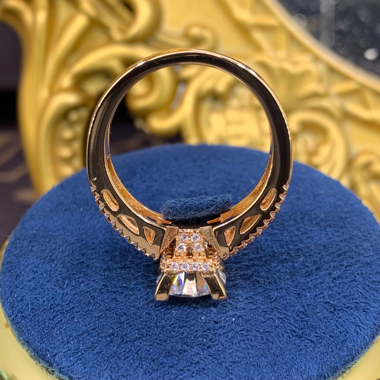 (EIFFEL TOWER) 「Buy 1 get 1 Kalei band ring for free」2CT Moissanite 18K Rose Gold Plated Ring