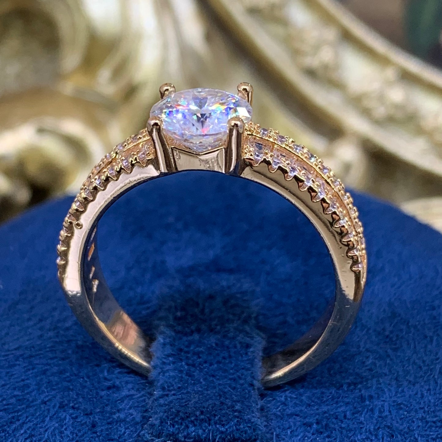 (Wendy) 「Buy 1 get 1 band ring for free」1CT Moissanite 18K gold plated women ring