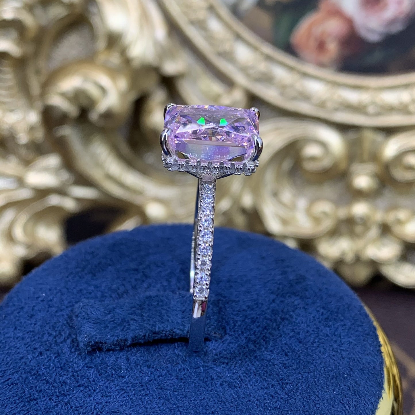 (Barbie) 「Buy 1 get 1 band ring for free」4CT Cube zircon Gemstone ring