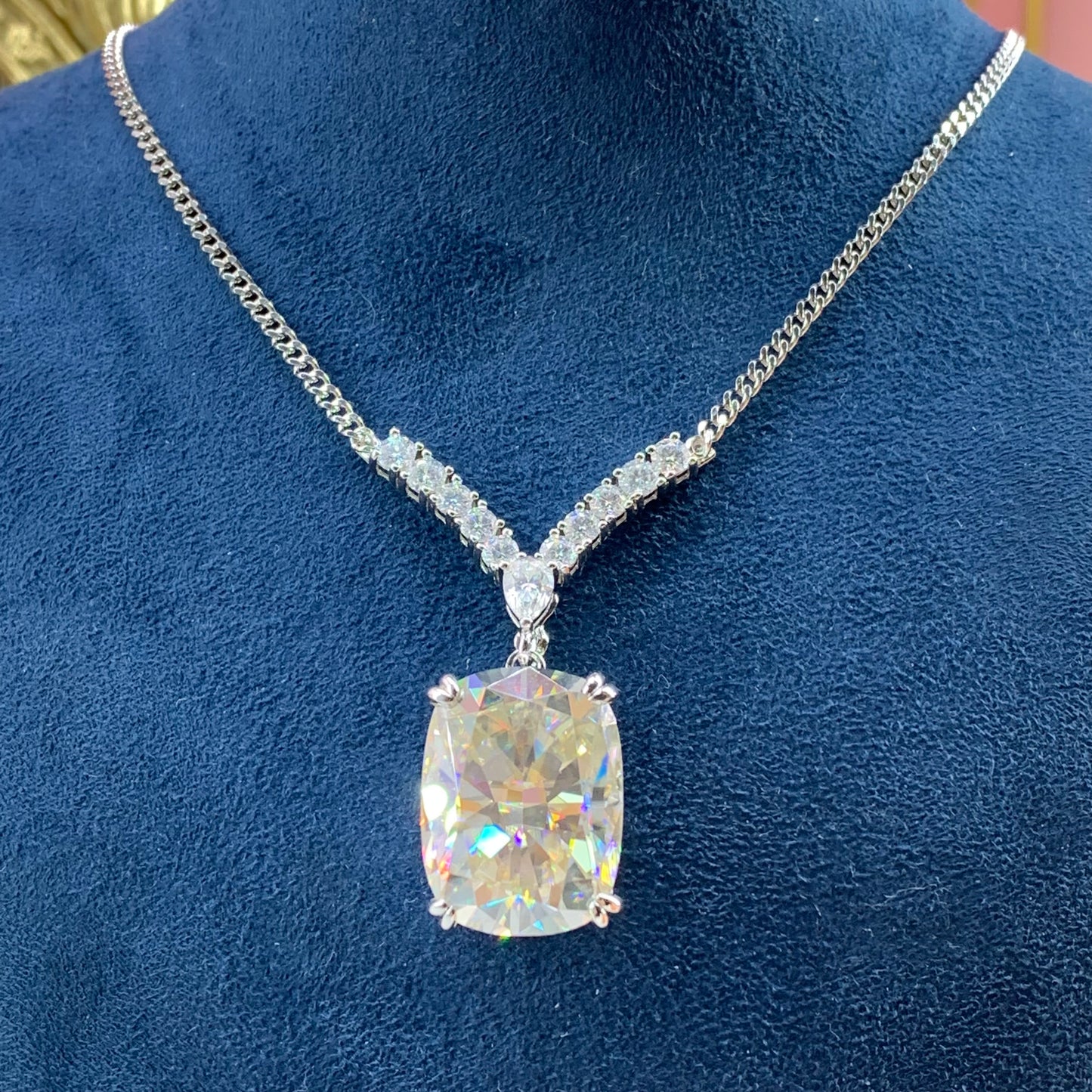 30CT Moissanite 925 Sterling Silver necklace